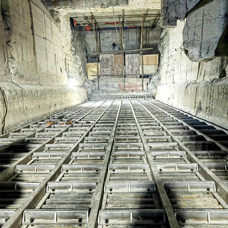 Strip penyegelan baja tahan panas